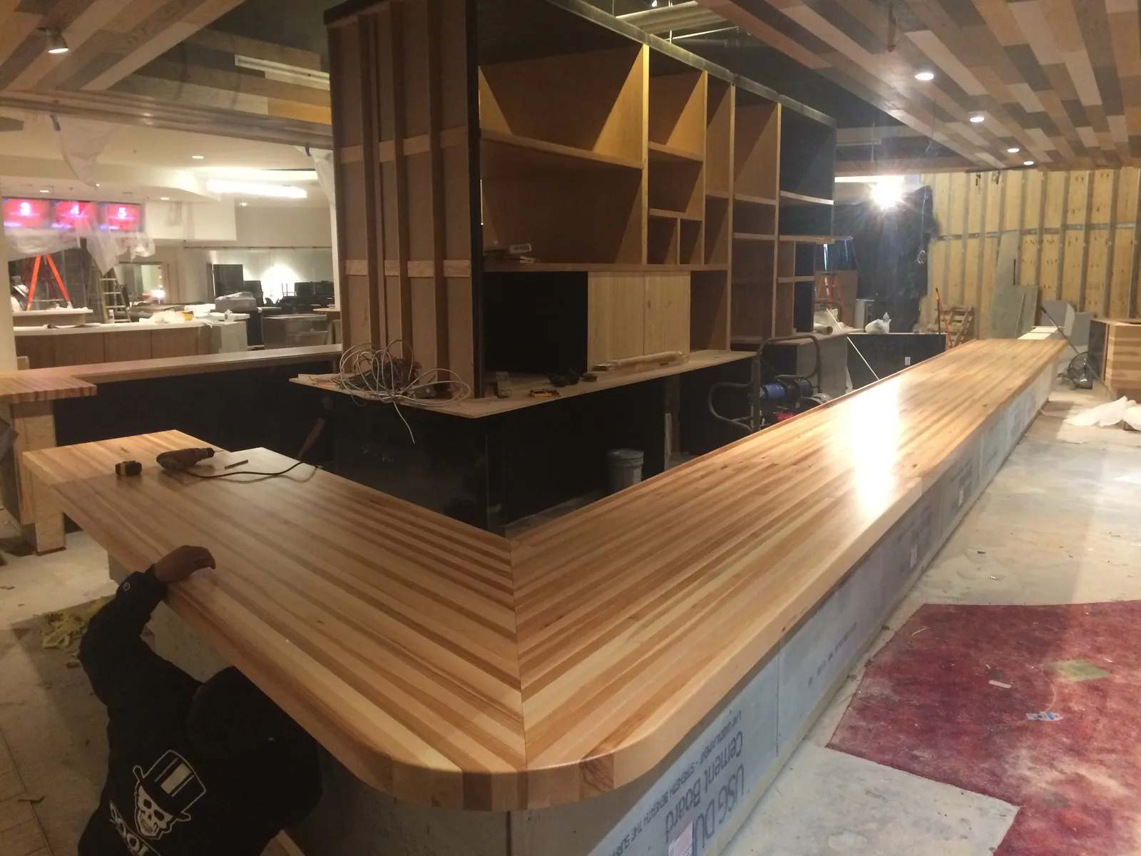 Installing a butcher block bar top
