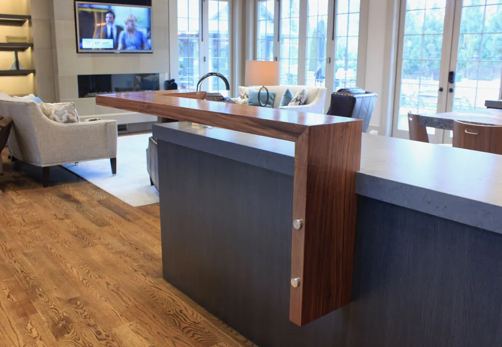 Wanlut Bar Top